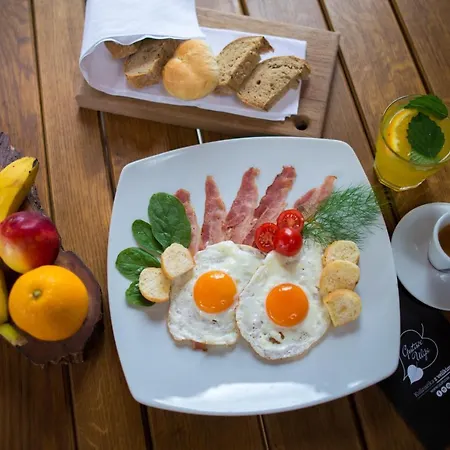 Konukevi Gostisce Ulipi 3*