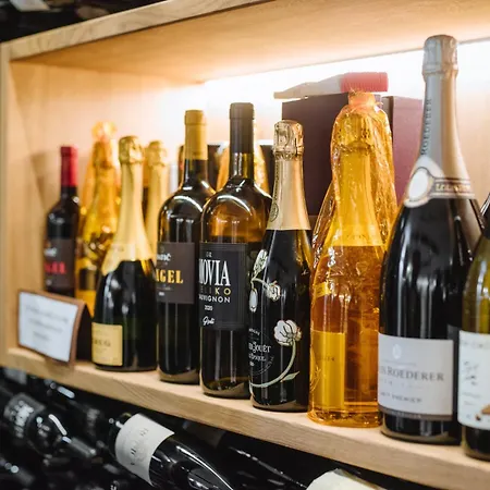 Konukevi Gostisce Ulipi Slovenske Konjice