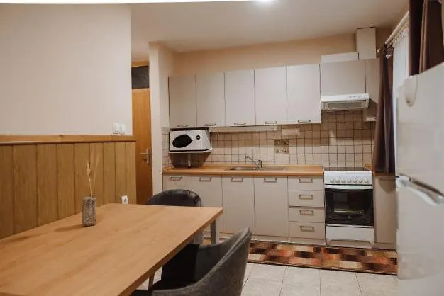 Gostisce Ulipi Casa de hóspedes 3*